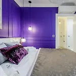 Divine Luxury Purple דירה זאדאר