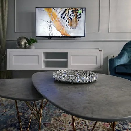 Divine Luxury Purple 扎达尔