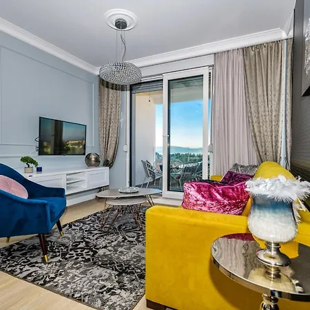 Divine Luxury Purple Appartement Zadar
