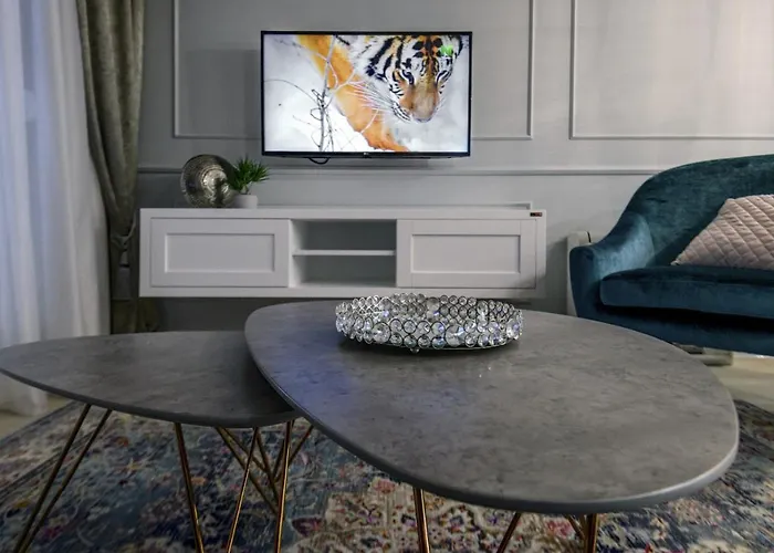 Divine Luxury Purple 扎达尔