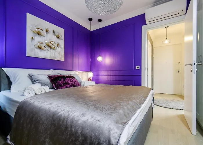 Divine Luxury Purple Apartman