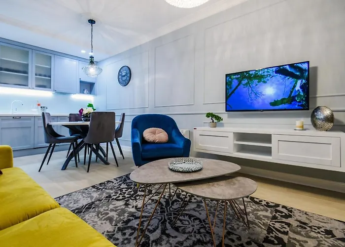 Divine Luxury Purple Apartman